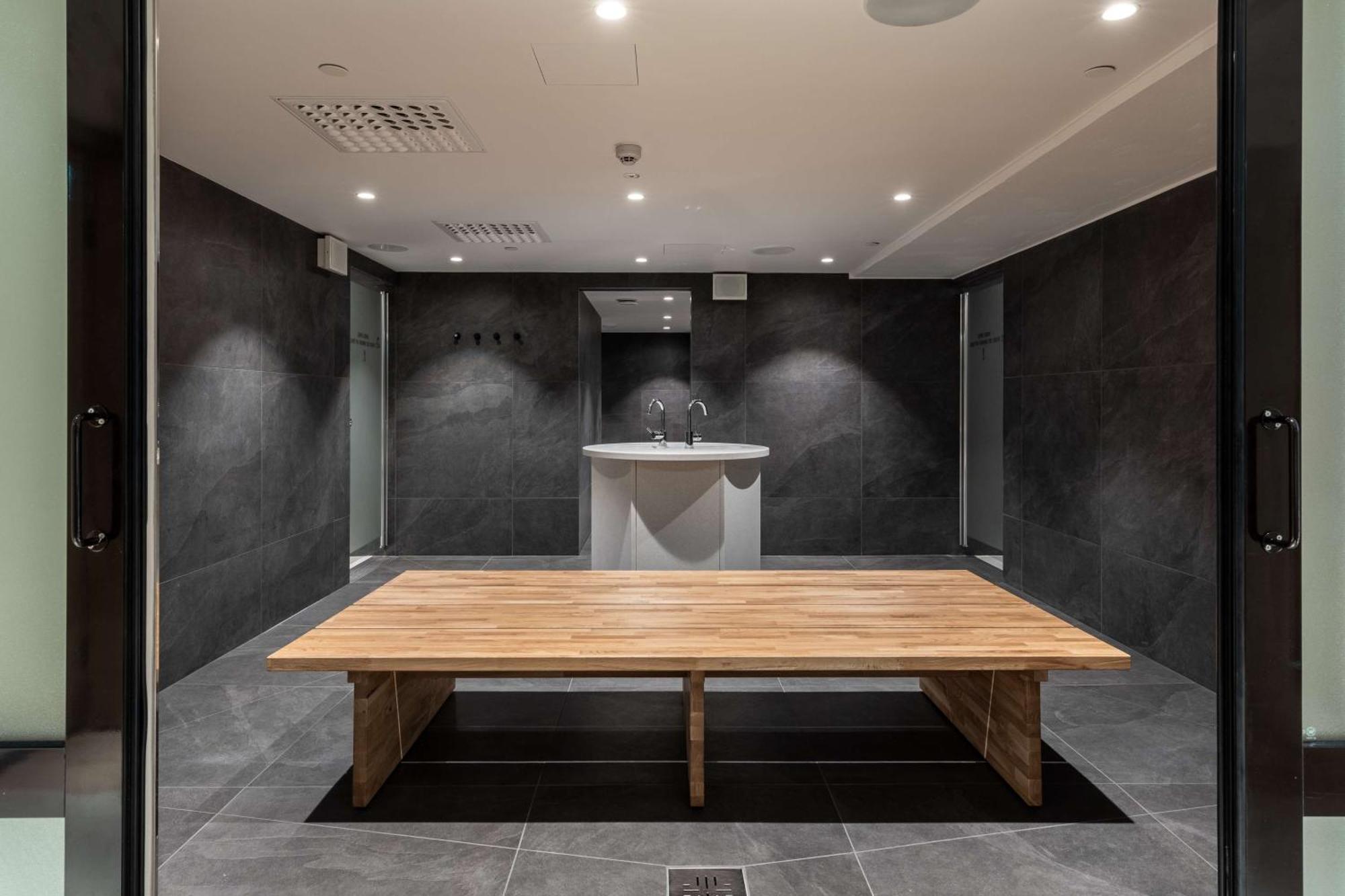 Scandic Helsinki Hub Ngoại thất bức ảnh